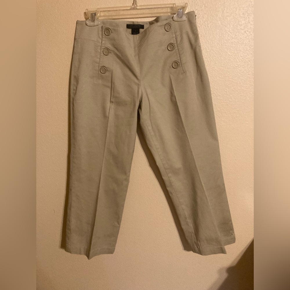 The Limited Cropped Khaki Pants, Size 6